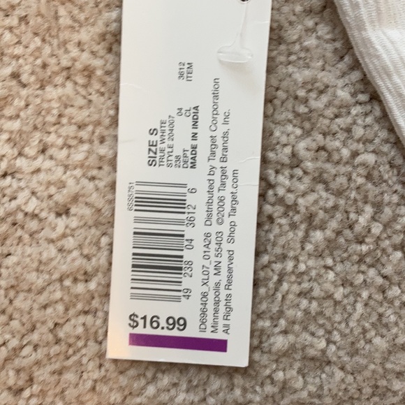 White Beachy Capris - Picture 6 of 6